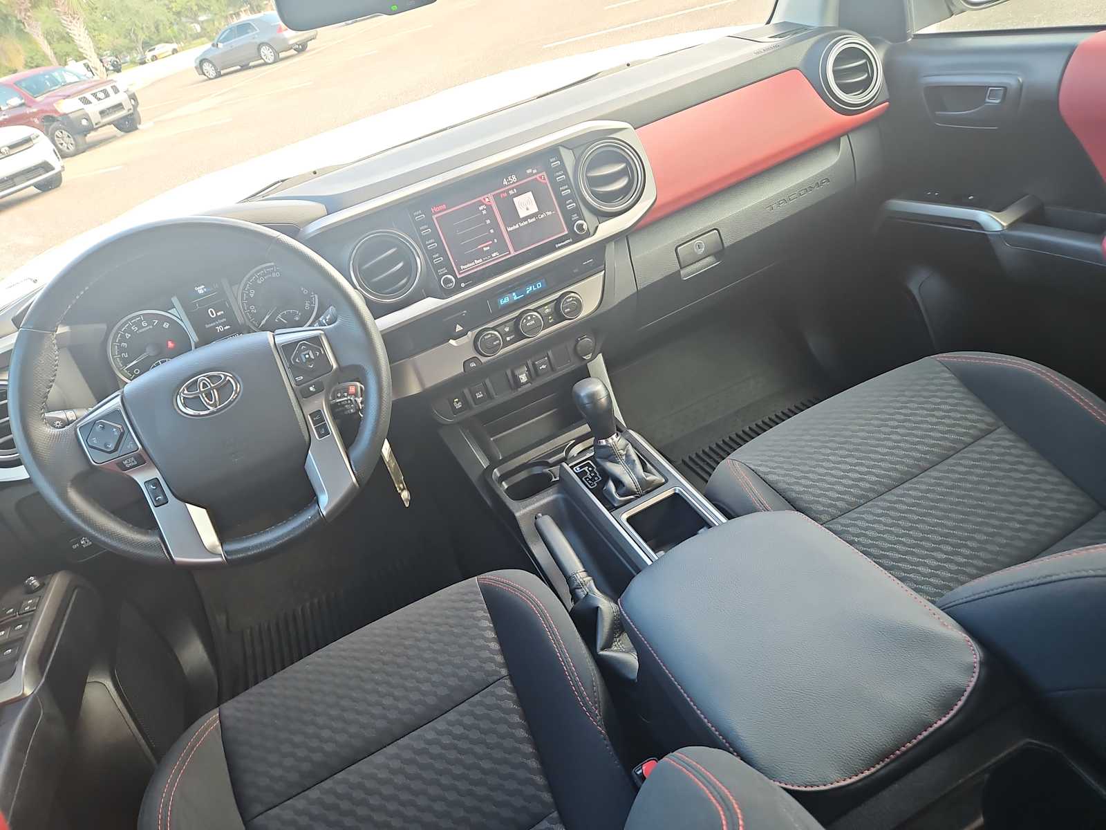 Thumbnail: 2022 Toyota Tacoma - 22