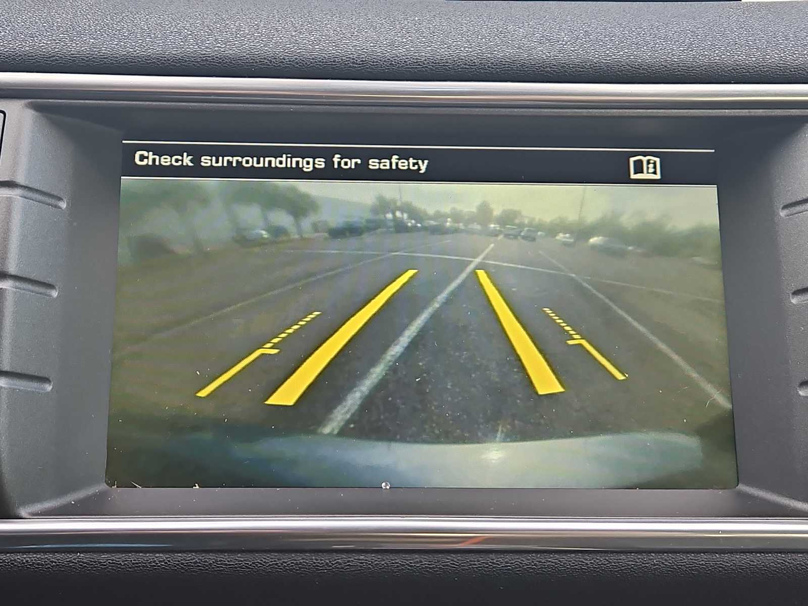 Thumbnail: 2016 Land Rover Range Rover Evoque - 11