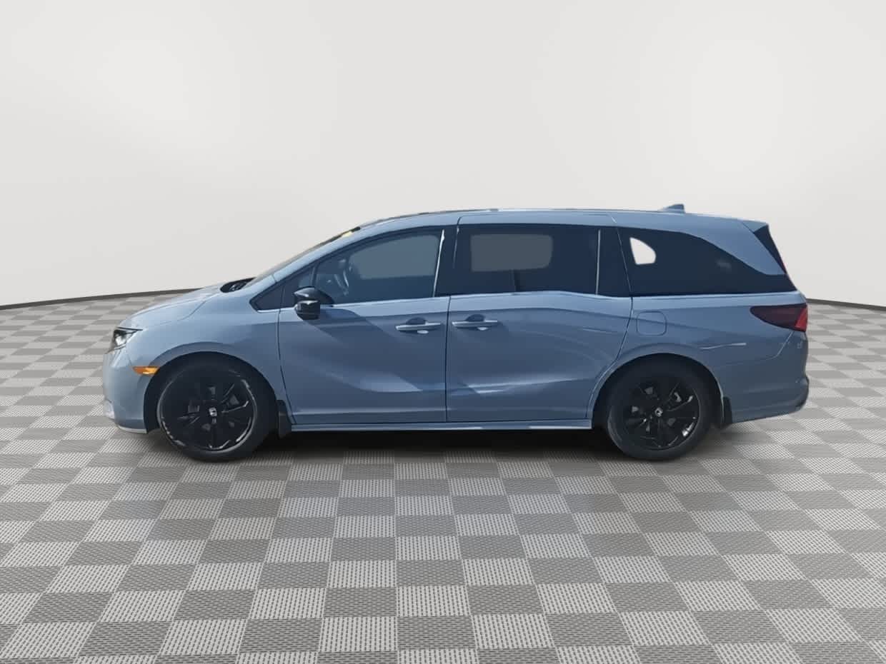 Thumbnail: 2023 Honda Odyssey - 5
