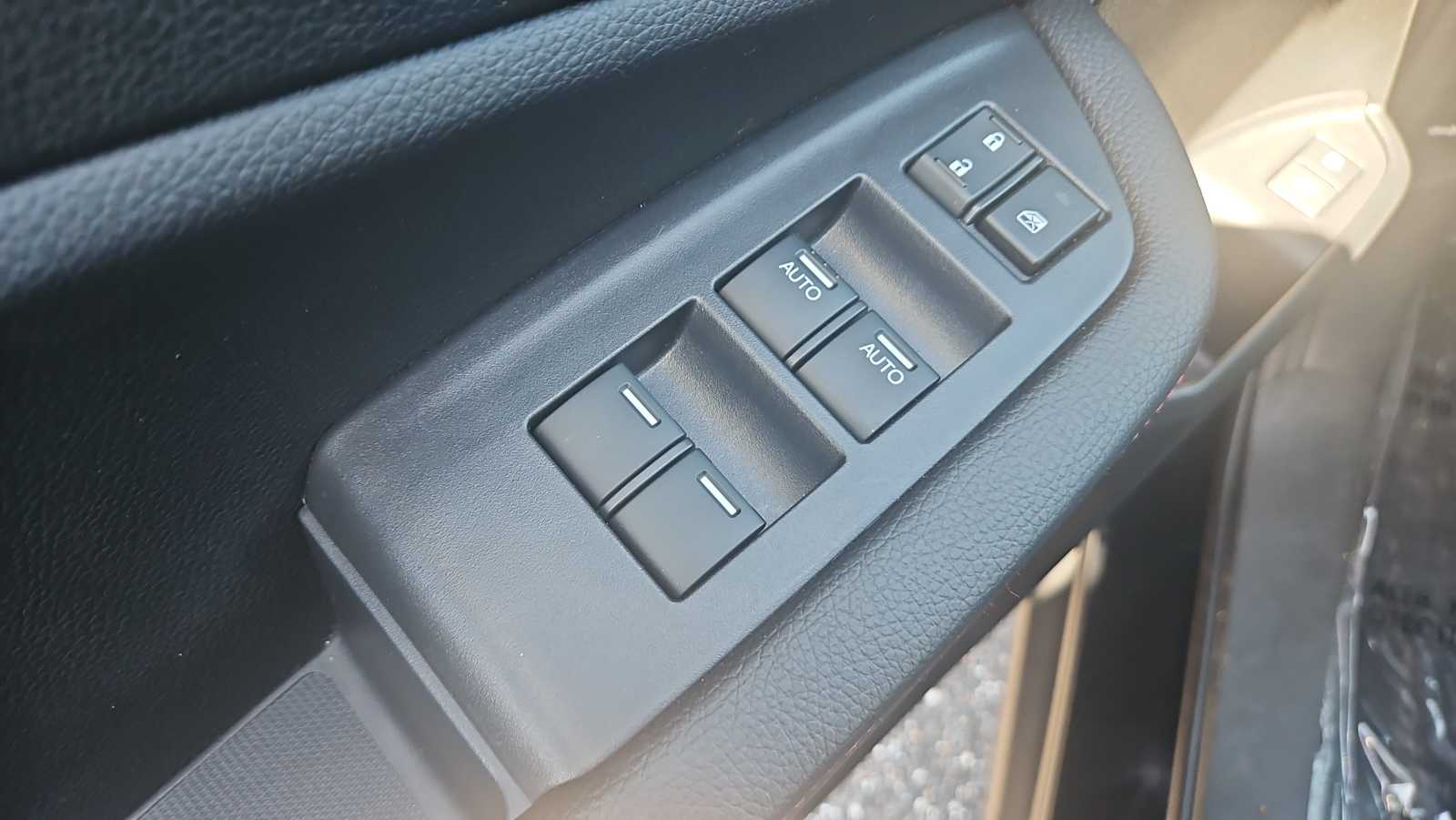 Thumbnail: 2025 Honda Passport - 15