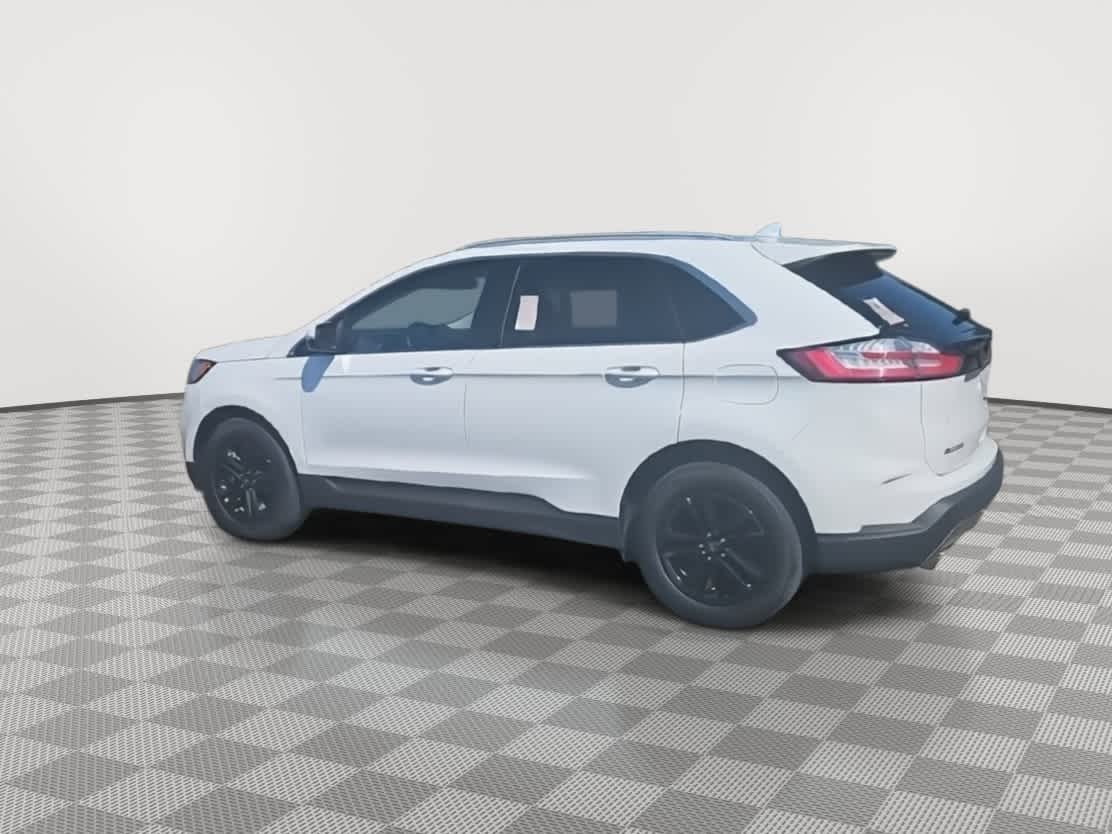 Thumbnail: 2020 Ford Edge - 6
