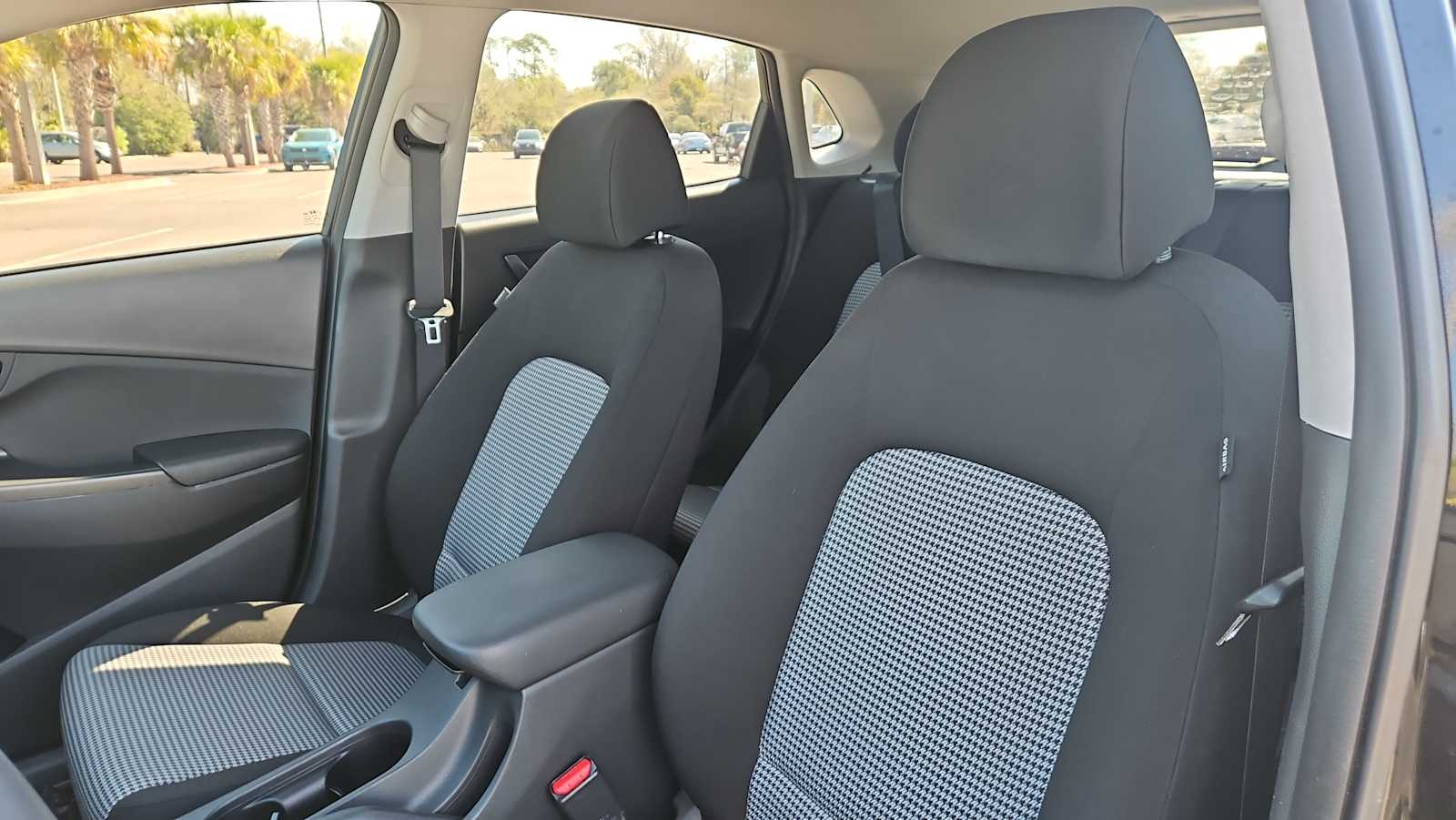 Thumbnail: 2023 Hyundai Kona - 13