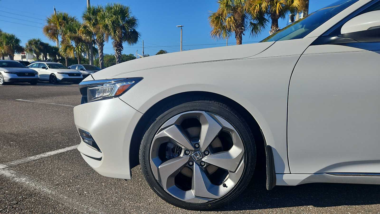 Thumbnail: 2018 Honda Accord - 18