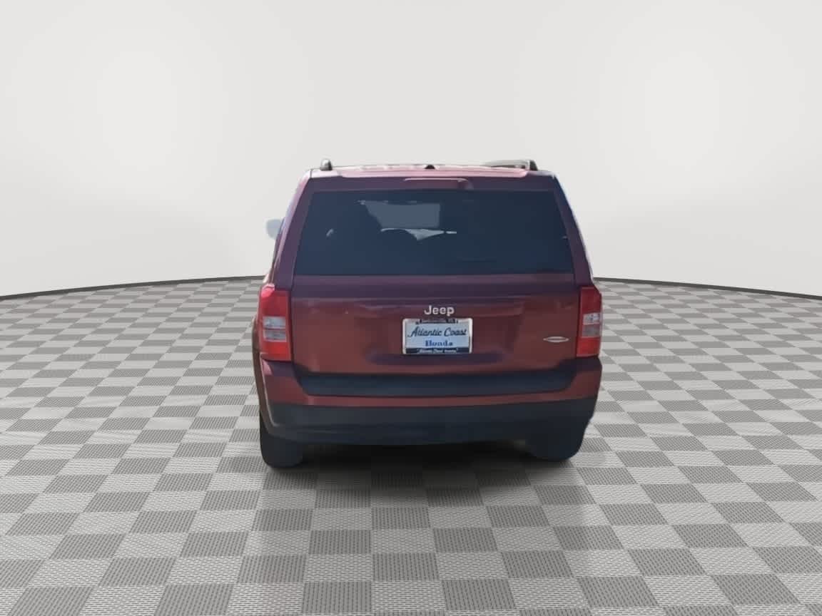 Thumbnail: 2012 Jeep Patriot - 7