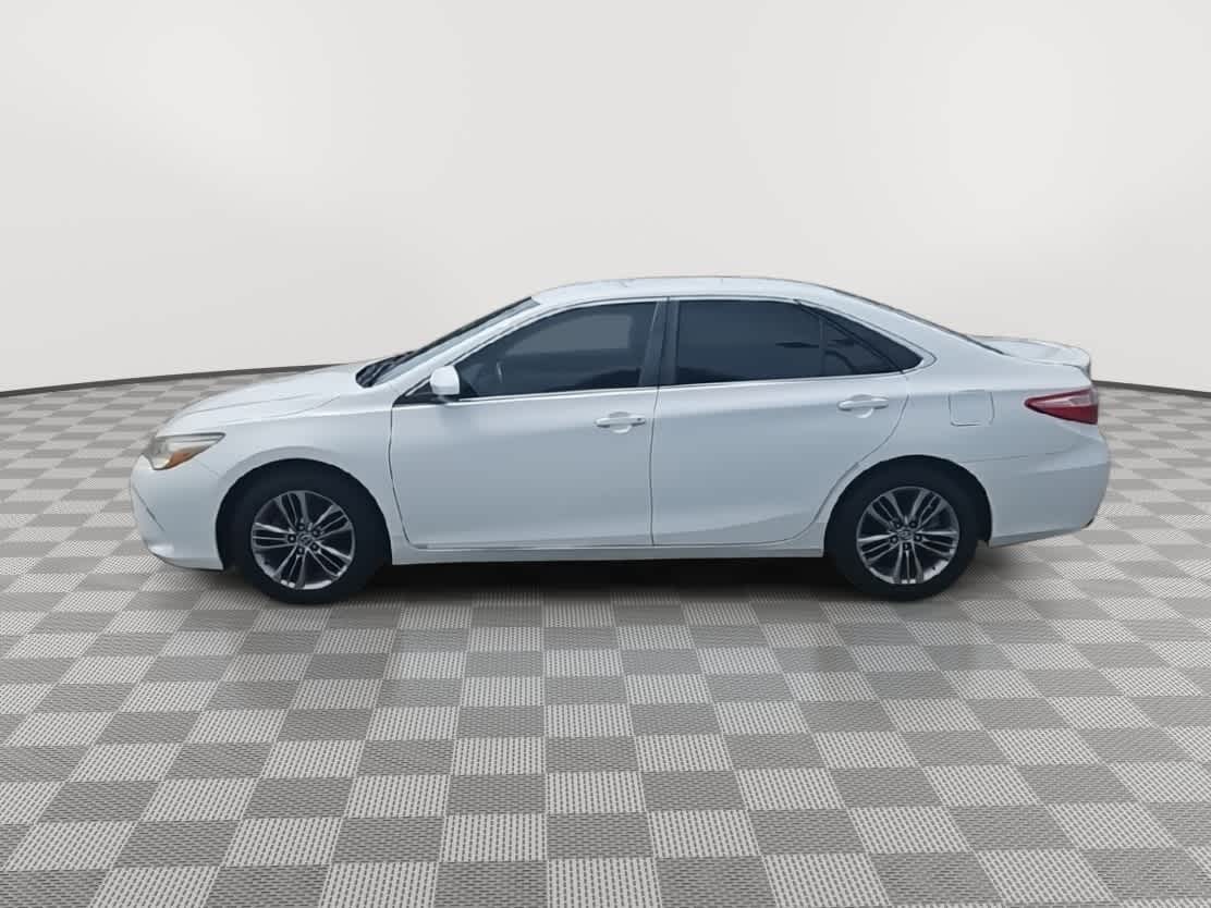 Thumbnail: 2015 Toyota Camry - 5
