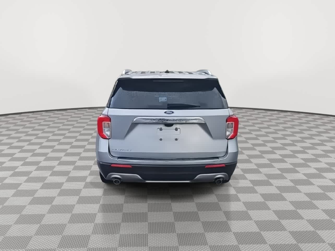 Thumbnail: 2022 Ford Explorer - 7