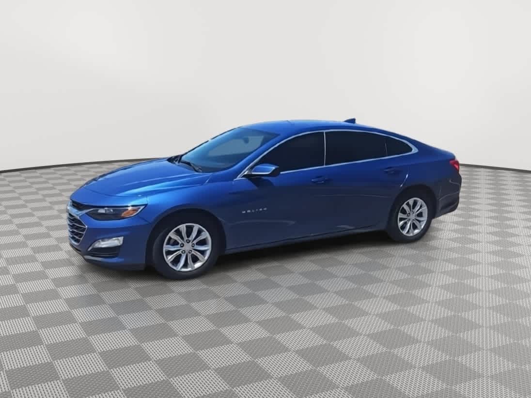 Thumbnail: 2023 Chevrolet Malibu - 4