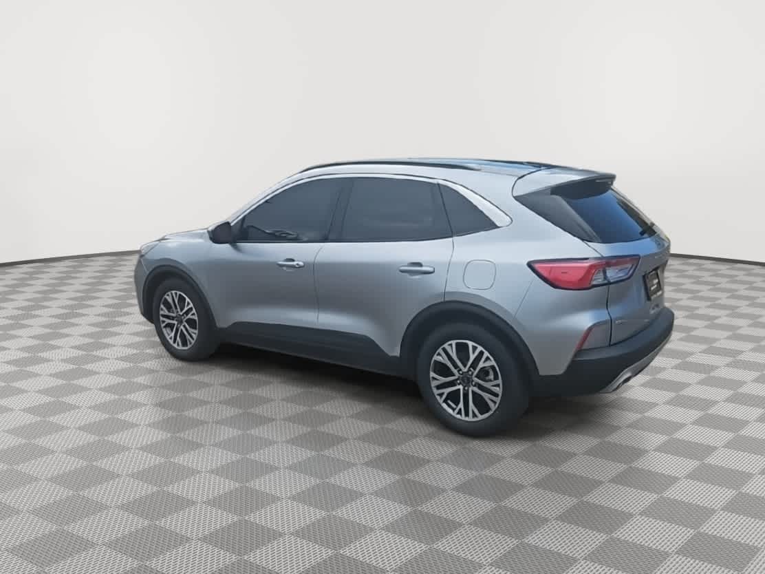 Thumbnail: 2022 Ford Escape - 6
