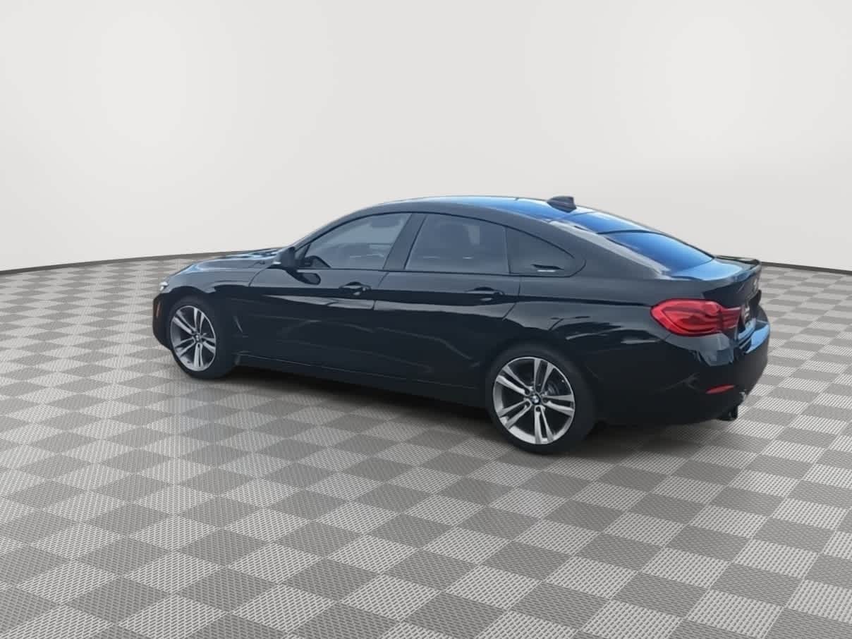 Thumbnail: 2018 BMW 4 Series - 6