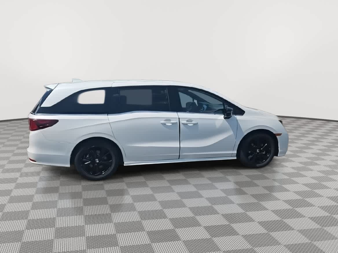 Thumbnail: 2023 Honda Odyssey - 9