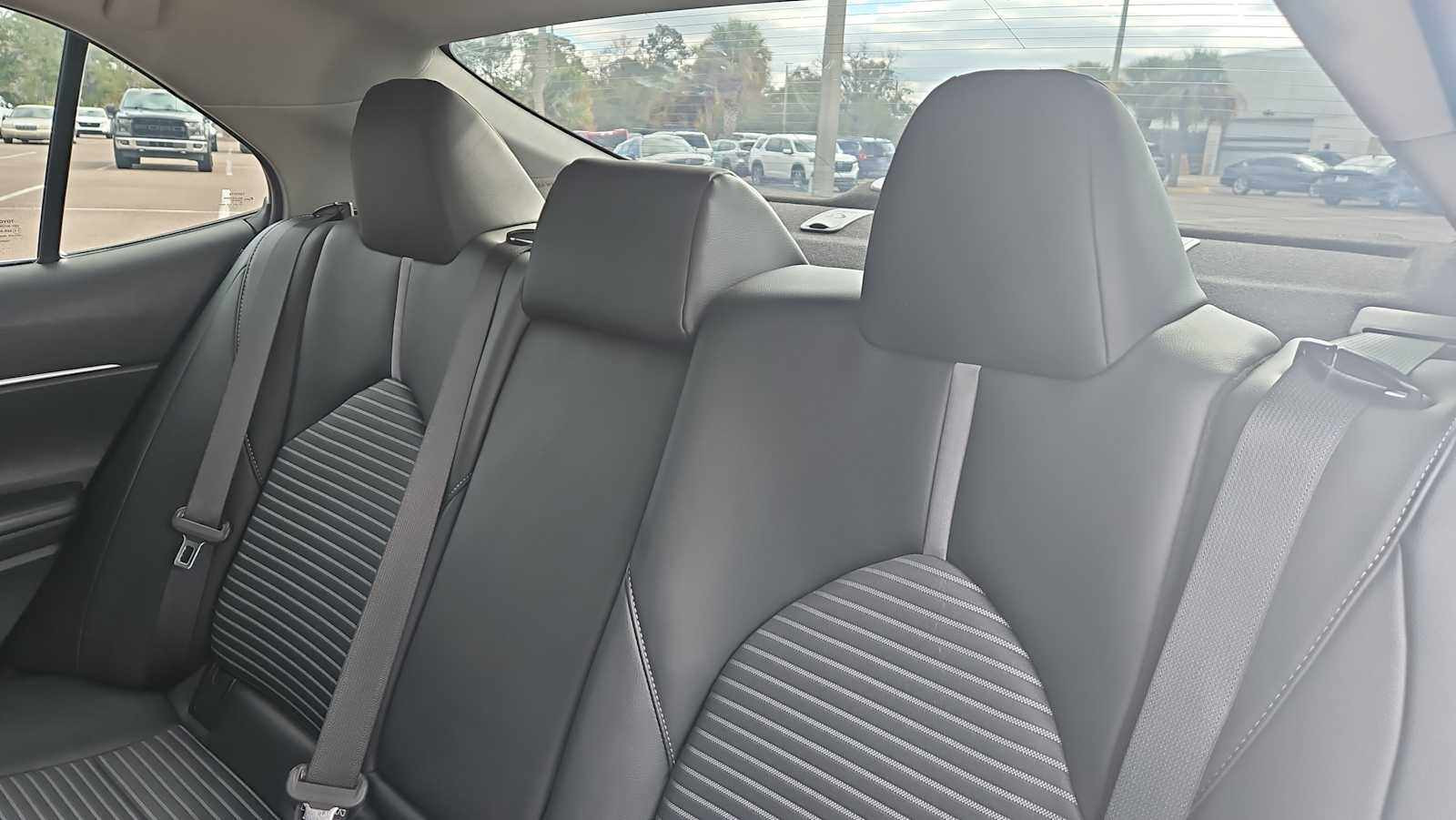 Thumbnail: 2023 Toyota Camry - 24