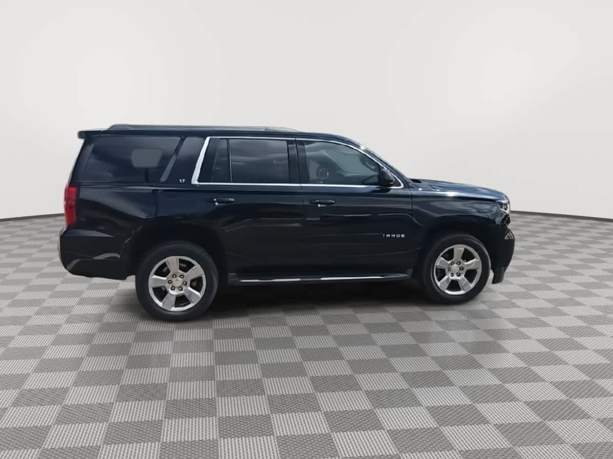 Thumbnail: 2019 Chevrolet Tahoe - 9