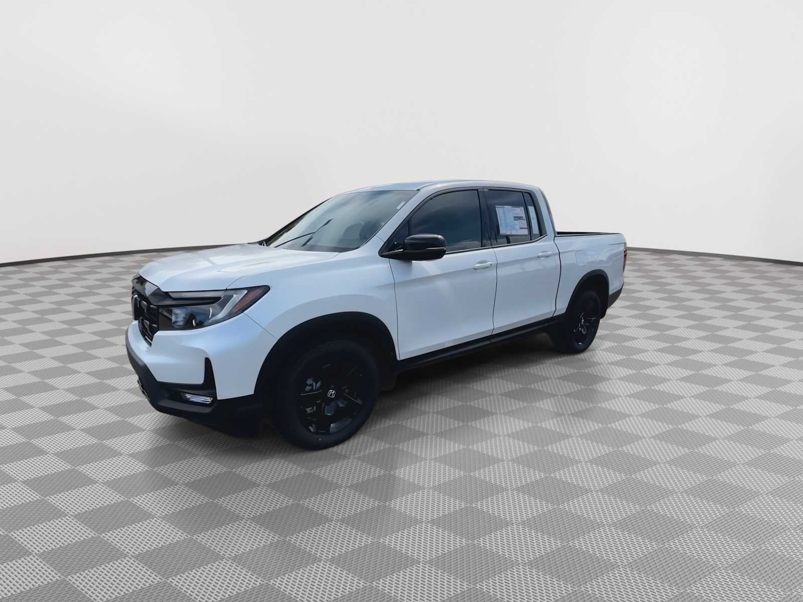 2025 Honda Ridgeline Black Edition photo 3