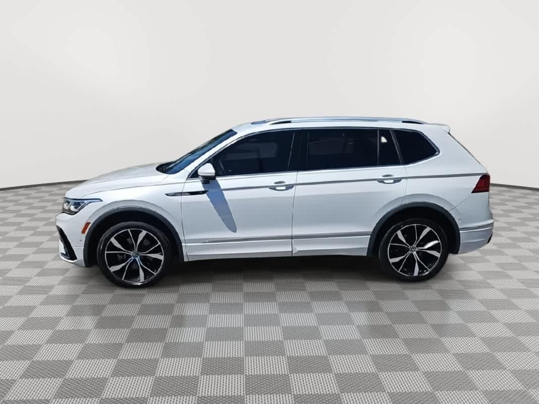 Thumbnail: 2022 Volkswagen Tiguan - 5