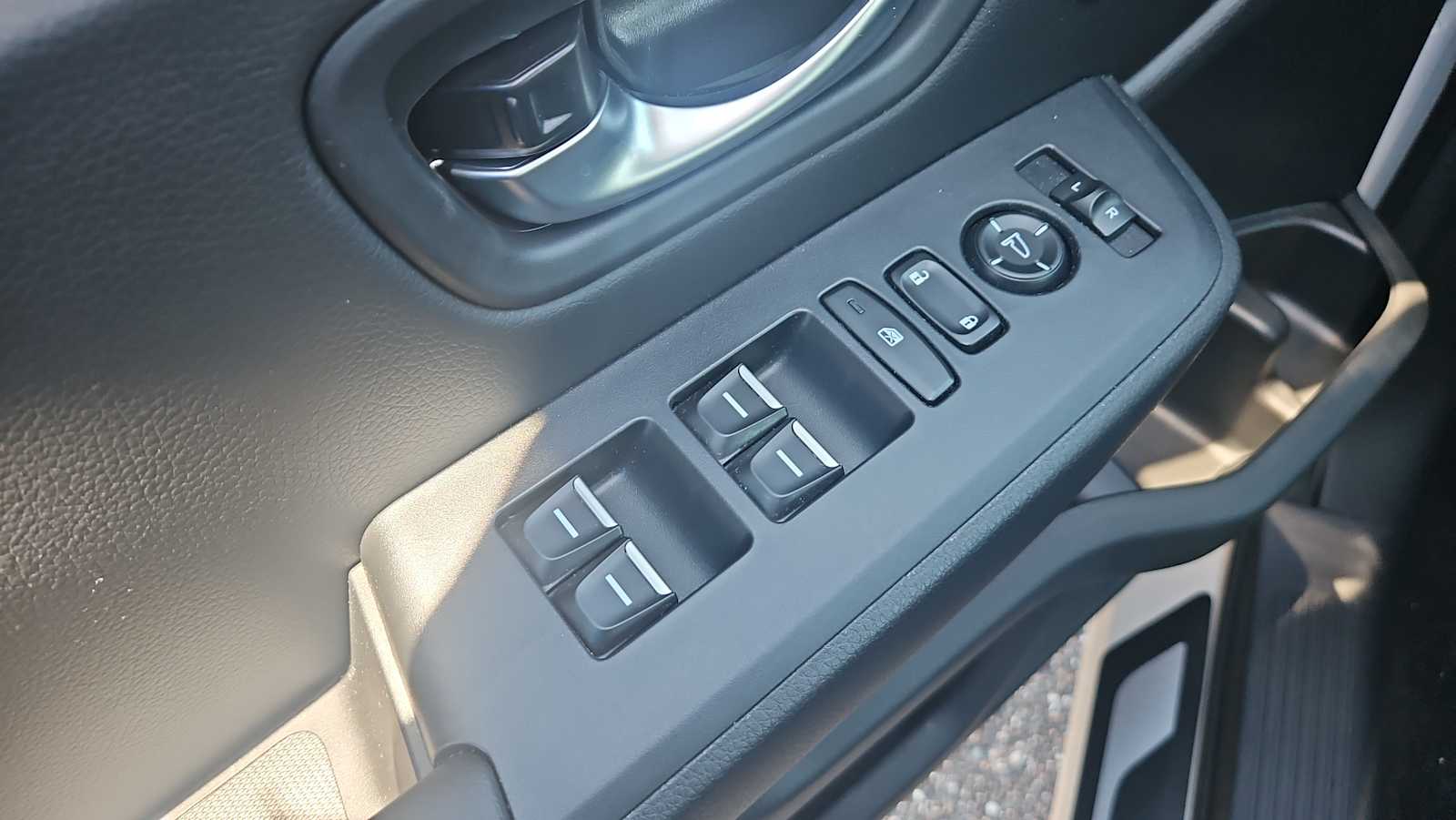 Thumbnail: 2025 Honda Pilot - 14