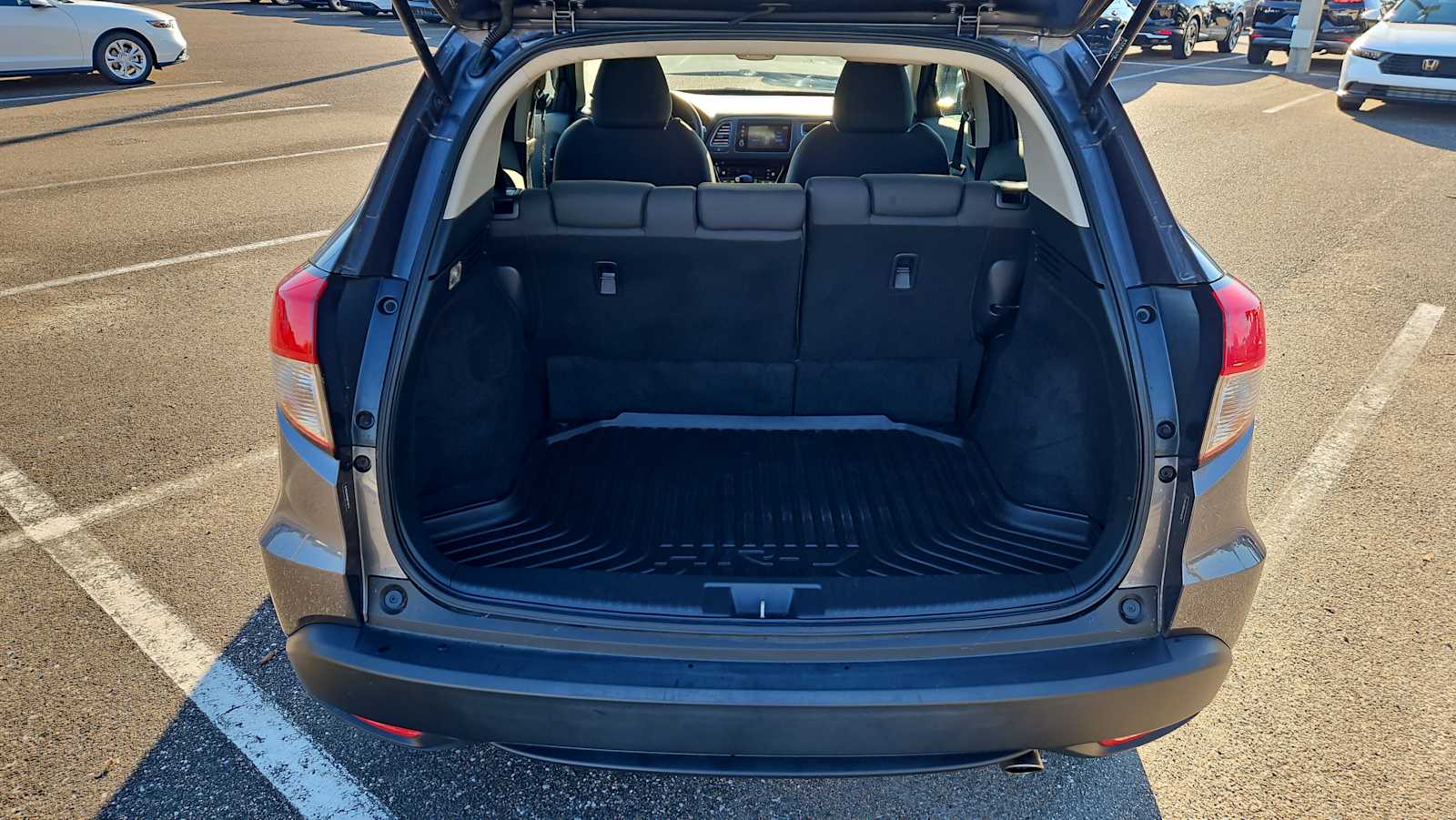 Thumbnail: 2019 Honda HR-V - 21