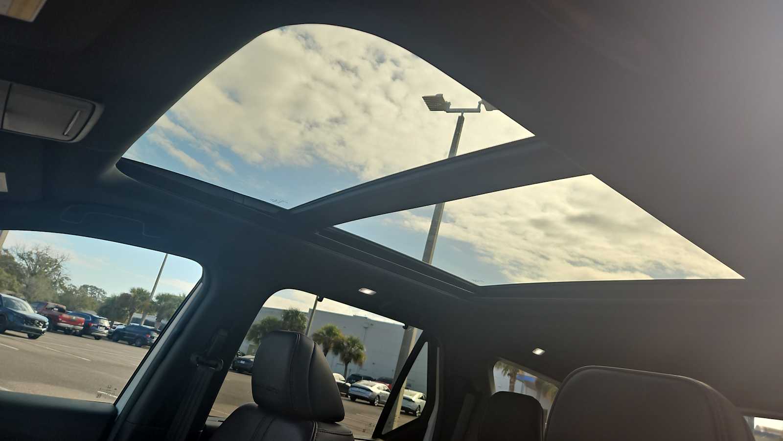 Thumbnail: 2025 Honda Pilot - 16