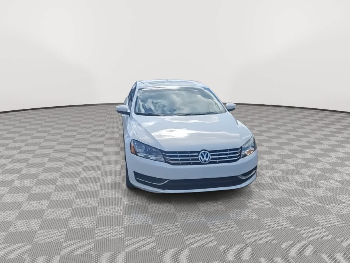 Thumbnail: 2015 Volkswagen Passat - 3