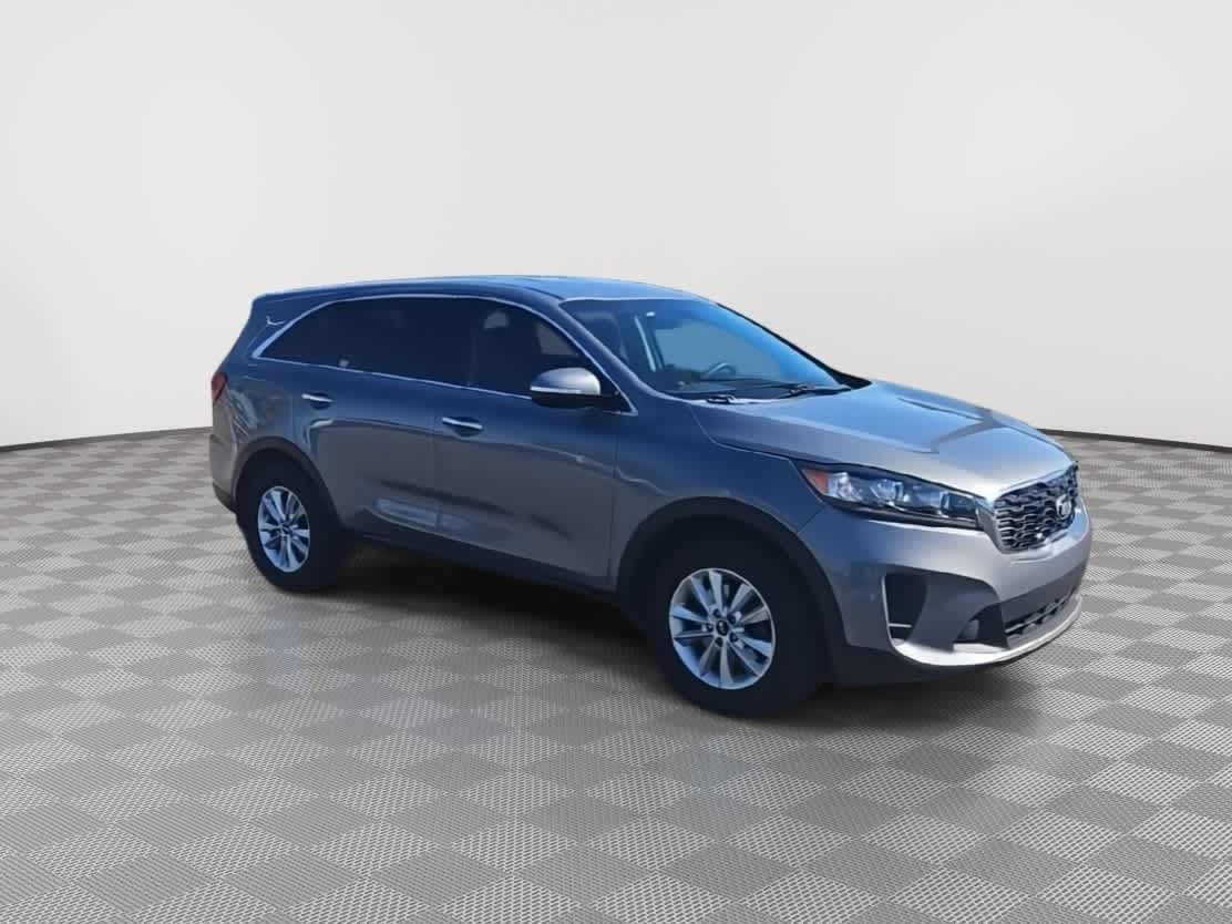 Thumbnail: 2020 Kia Sorento - 2