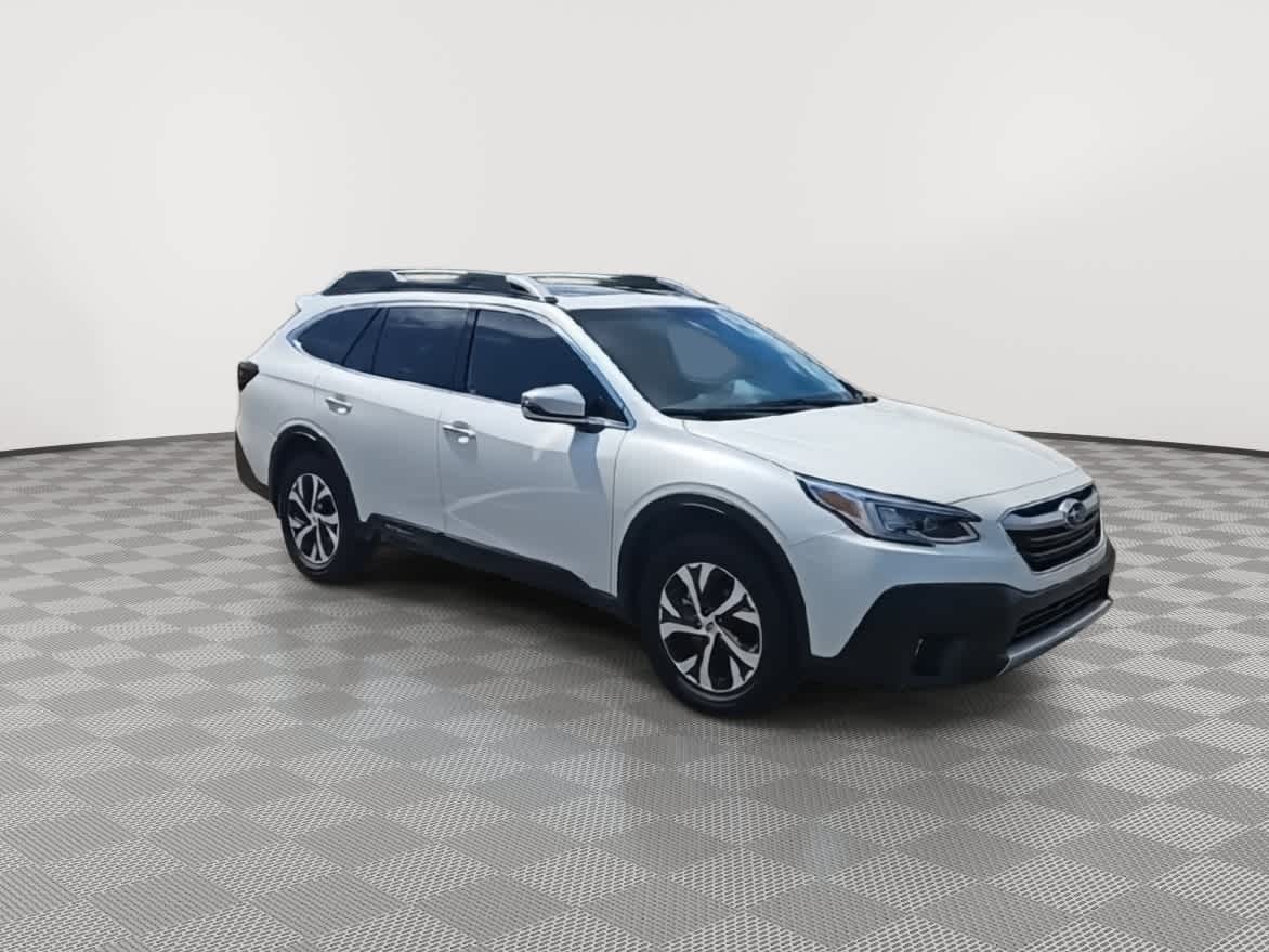 2022 Subaru Outback Touring photo 2
