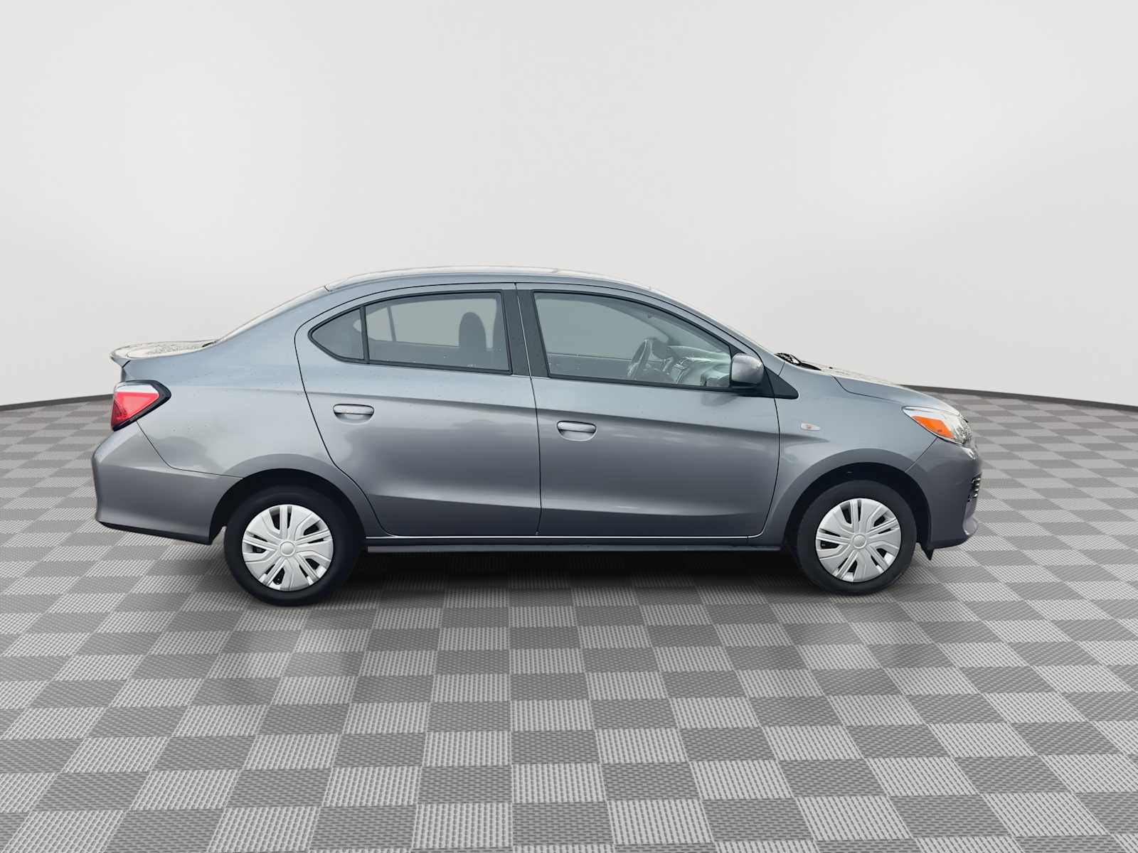 Thumbnail: 2023 Mitsubishi Mirage G4 - 9
