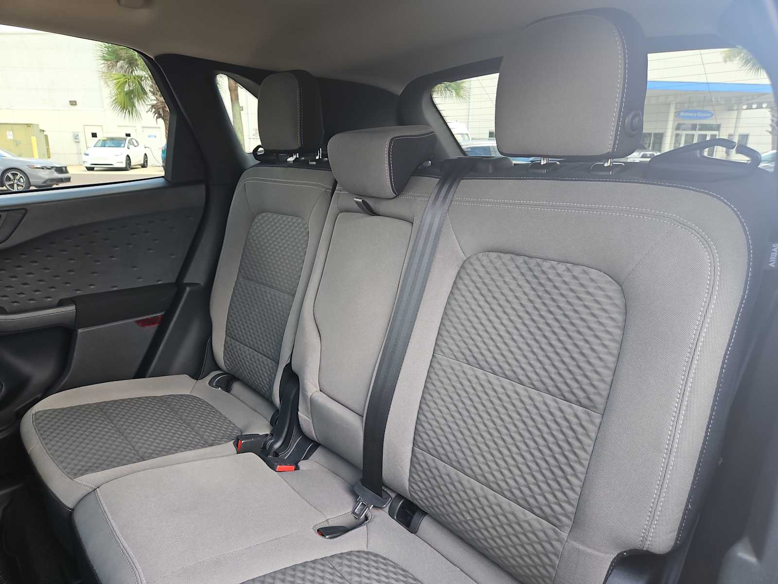 2020 Ford Escape SE 24