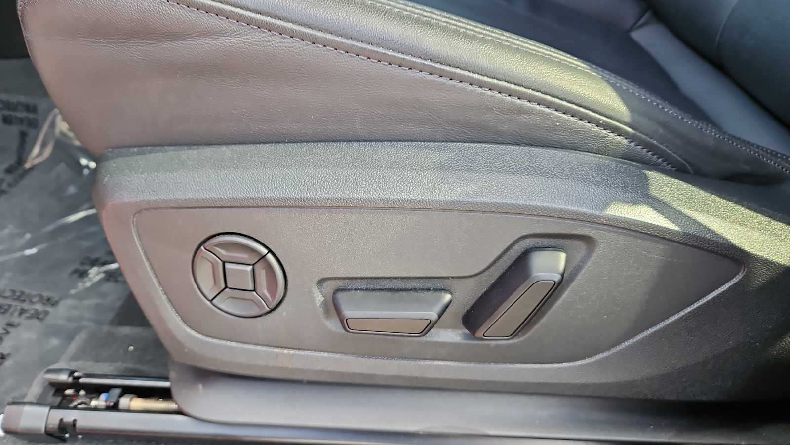 Thumbnail: 2022 Audi Q3 - 14