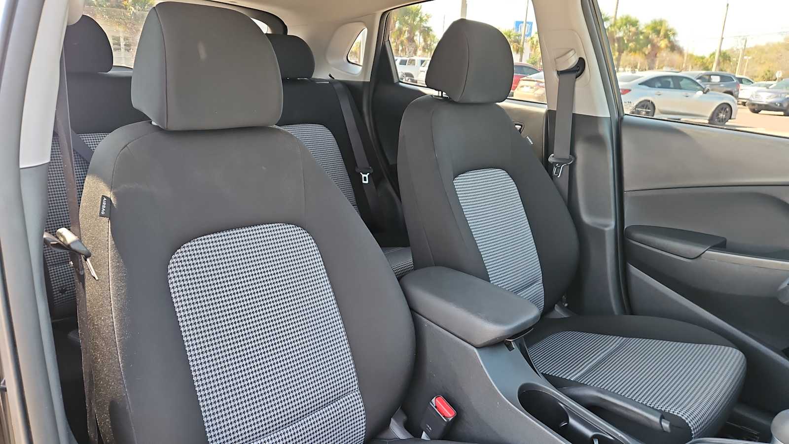 Thumbnail: 2023 Hyundai Kona - 25