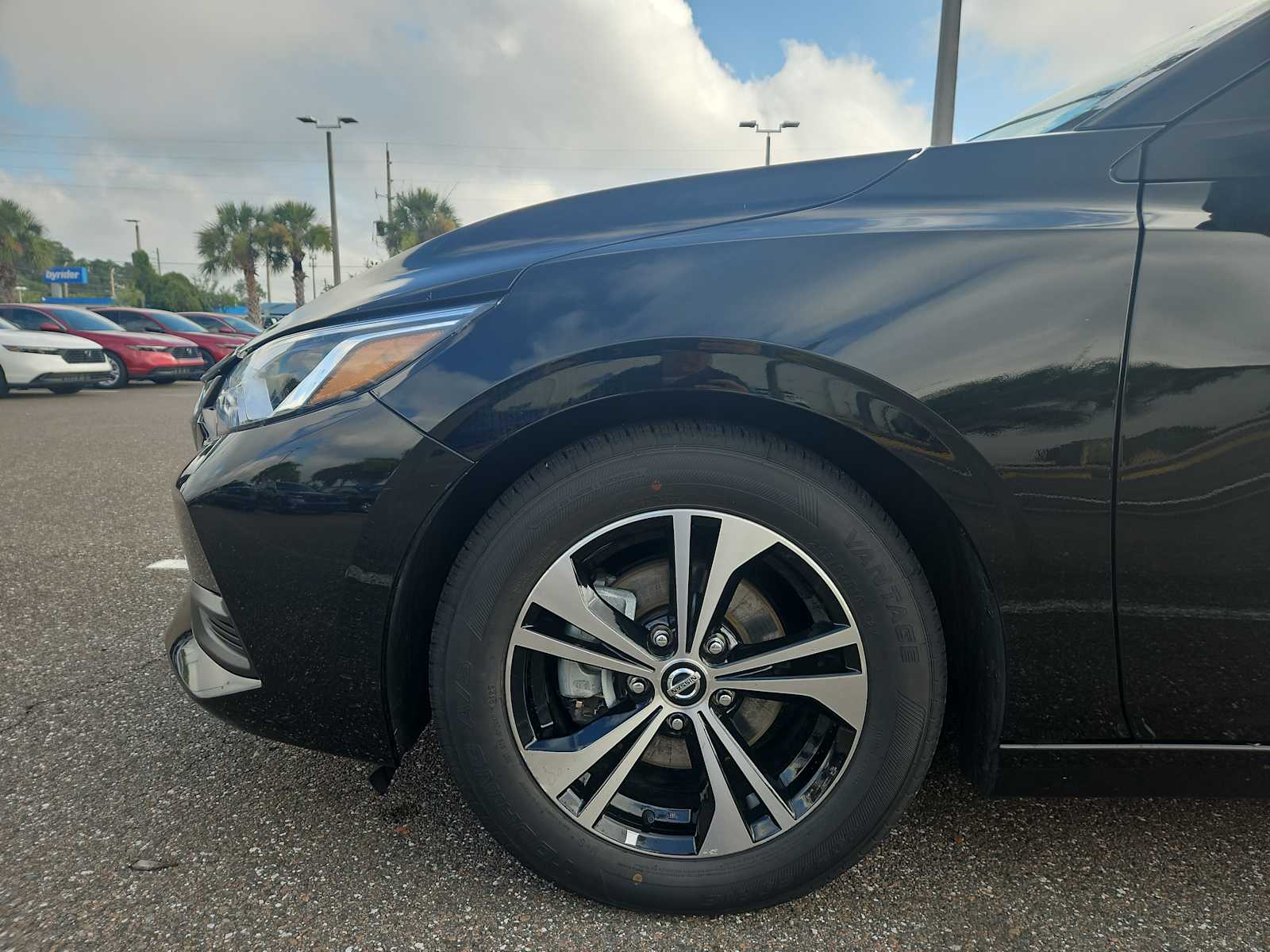 Thumbnail: 2022 Nissan Sentra - 18