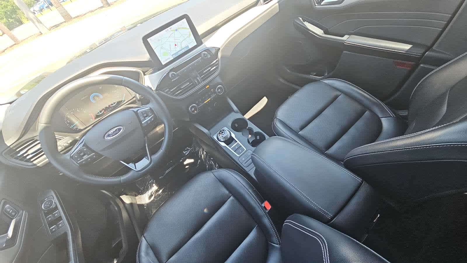Thumbnail: 2021 Ford Escape - 22