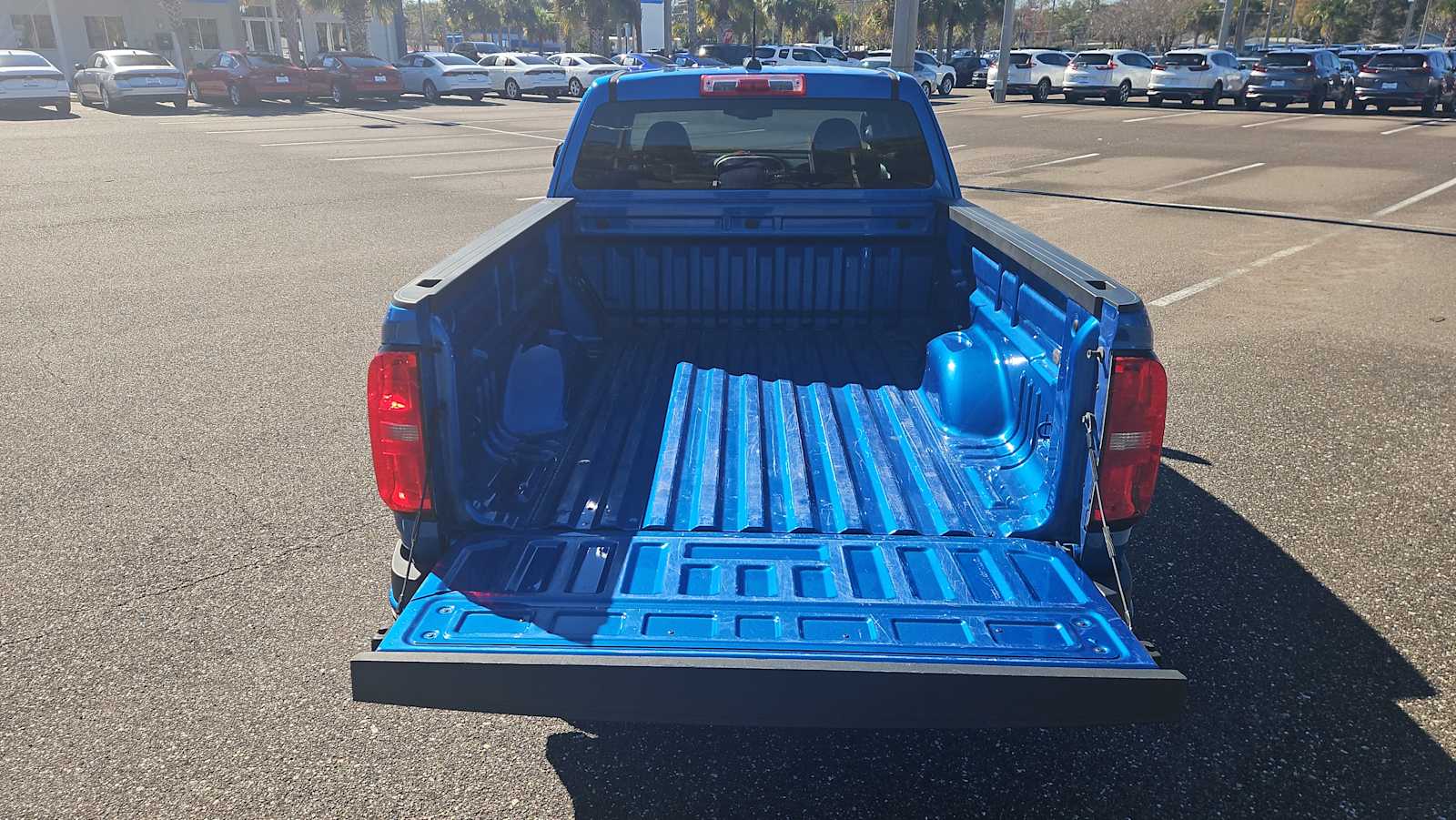 Thumbnail: 2022 Chevrolet Colorado - 20