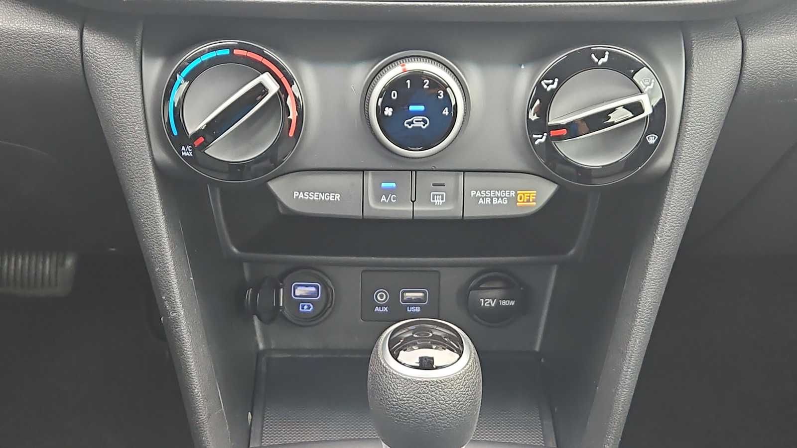 Thumbnail: 2019 Hyundai Kona - 16