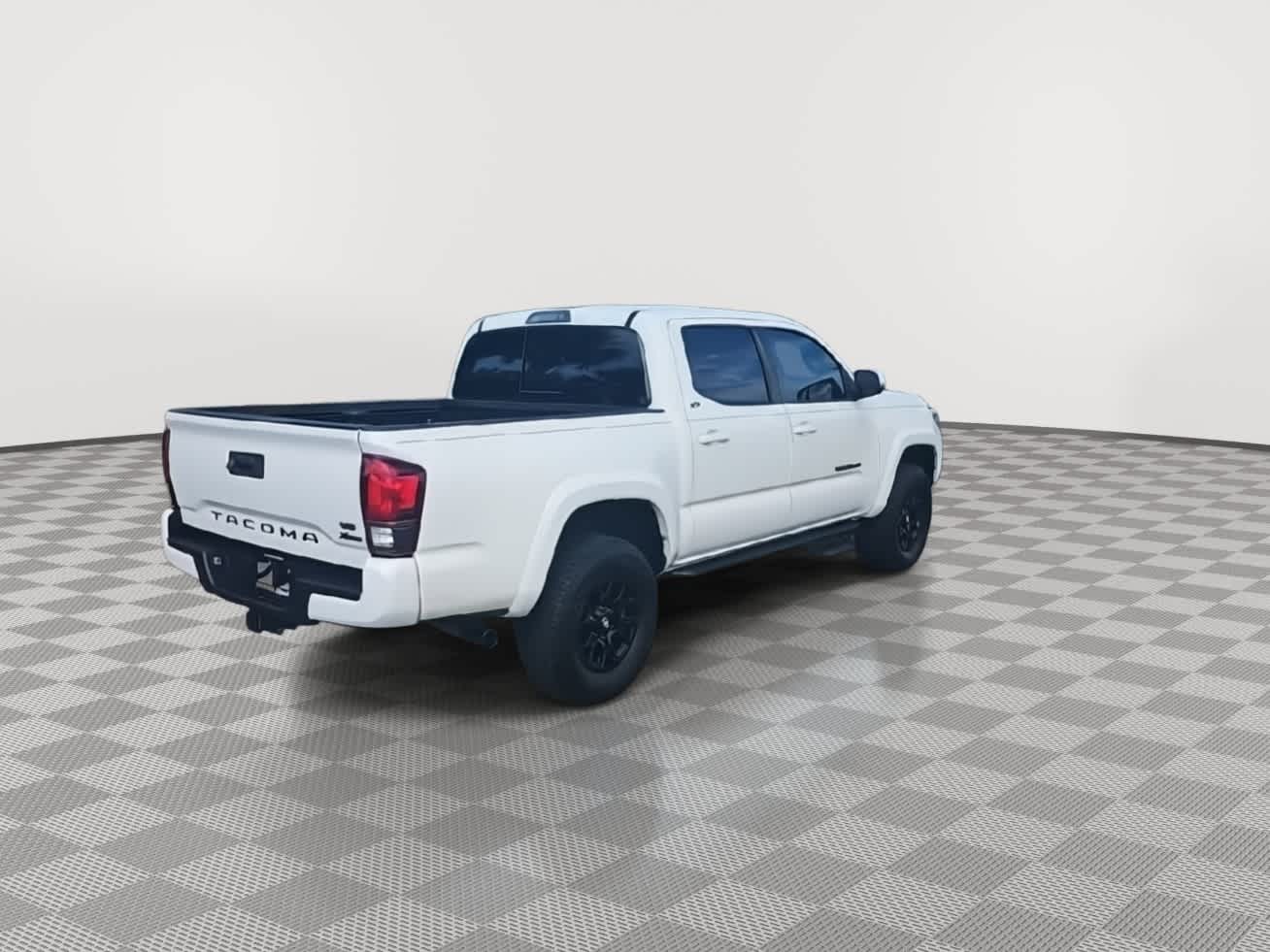 Thumbnail: 2022 Toyota Tacoma - 8