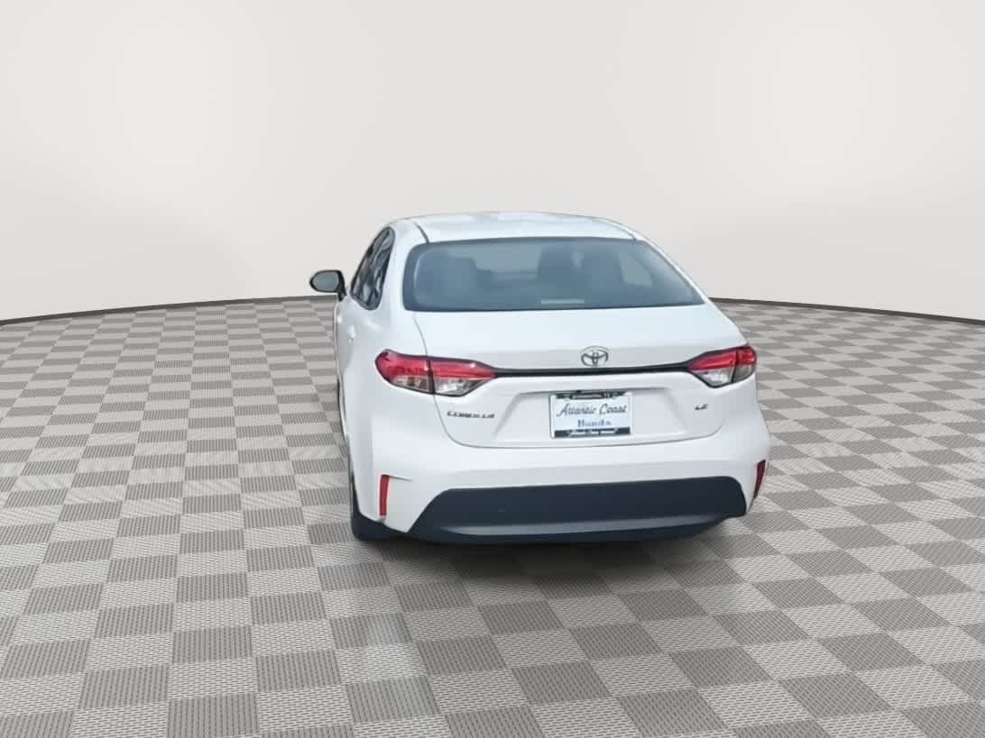 Thumbnail: 2023 Toyota Corolla - 7