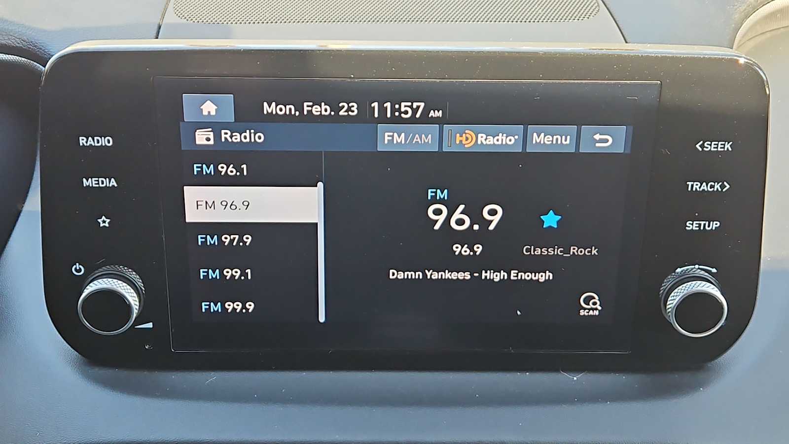 Thumbnail: 2023 Hyundai Santa Fe - 12