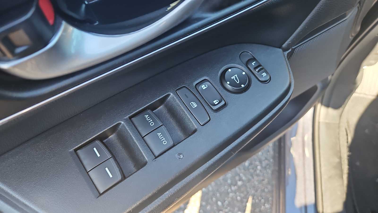 Thumbnail: 2021 Honda CR-V - 15