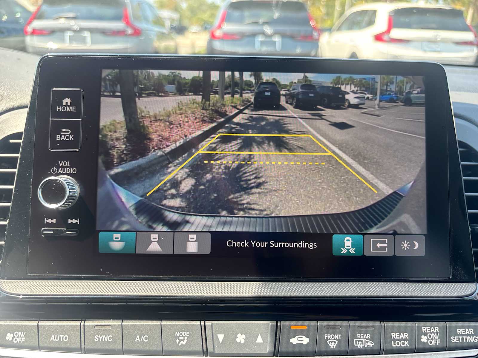 2026 Honda Odyssey Touring - Photo 23