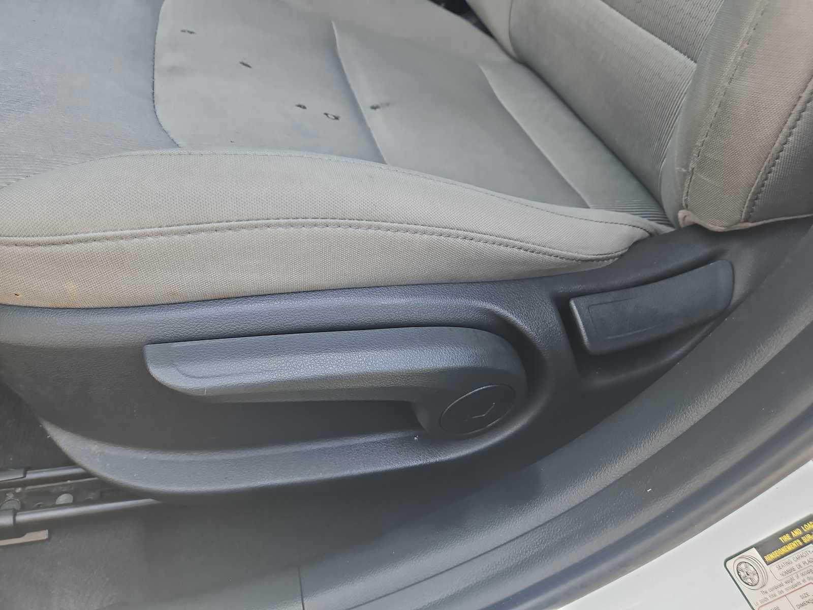 Thumbnail: 2017 Hyundai Elantra - 14