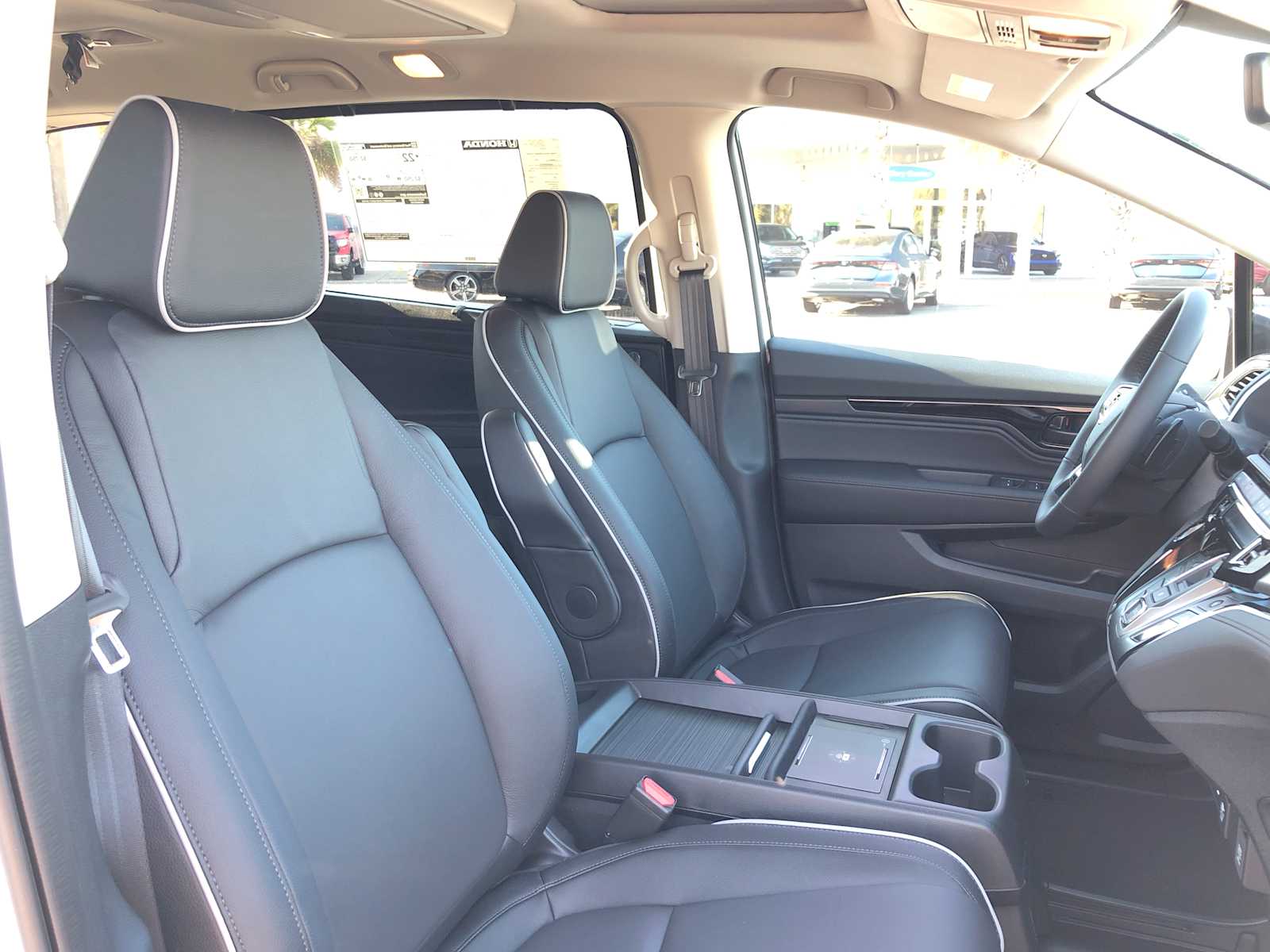 2026 Honda Odyssey Touring - Photo 27