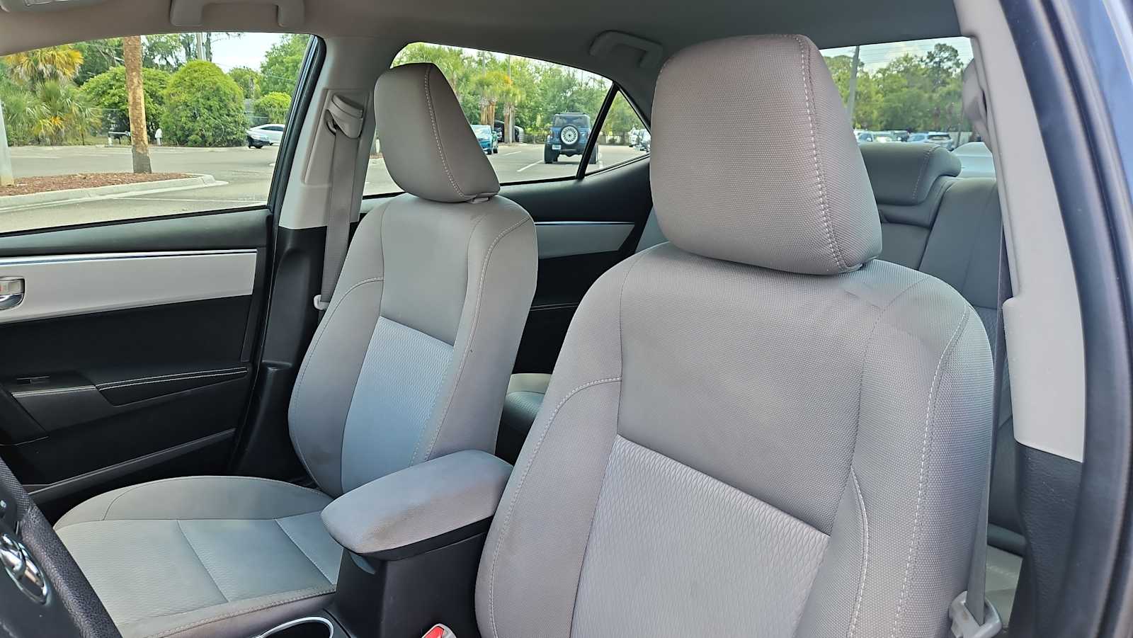 Thumbnail: 2016 Toyota Corolla - 13