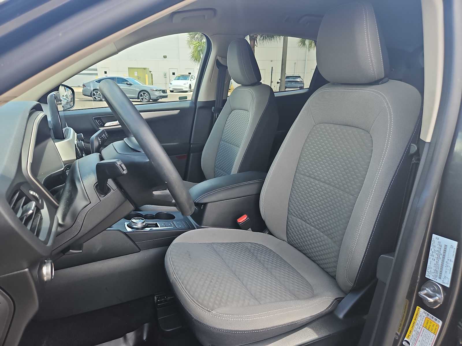 2020 Ford Escape SE 13