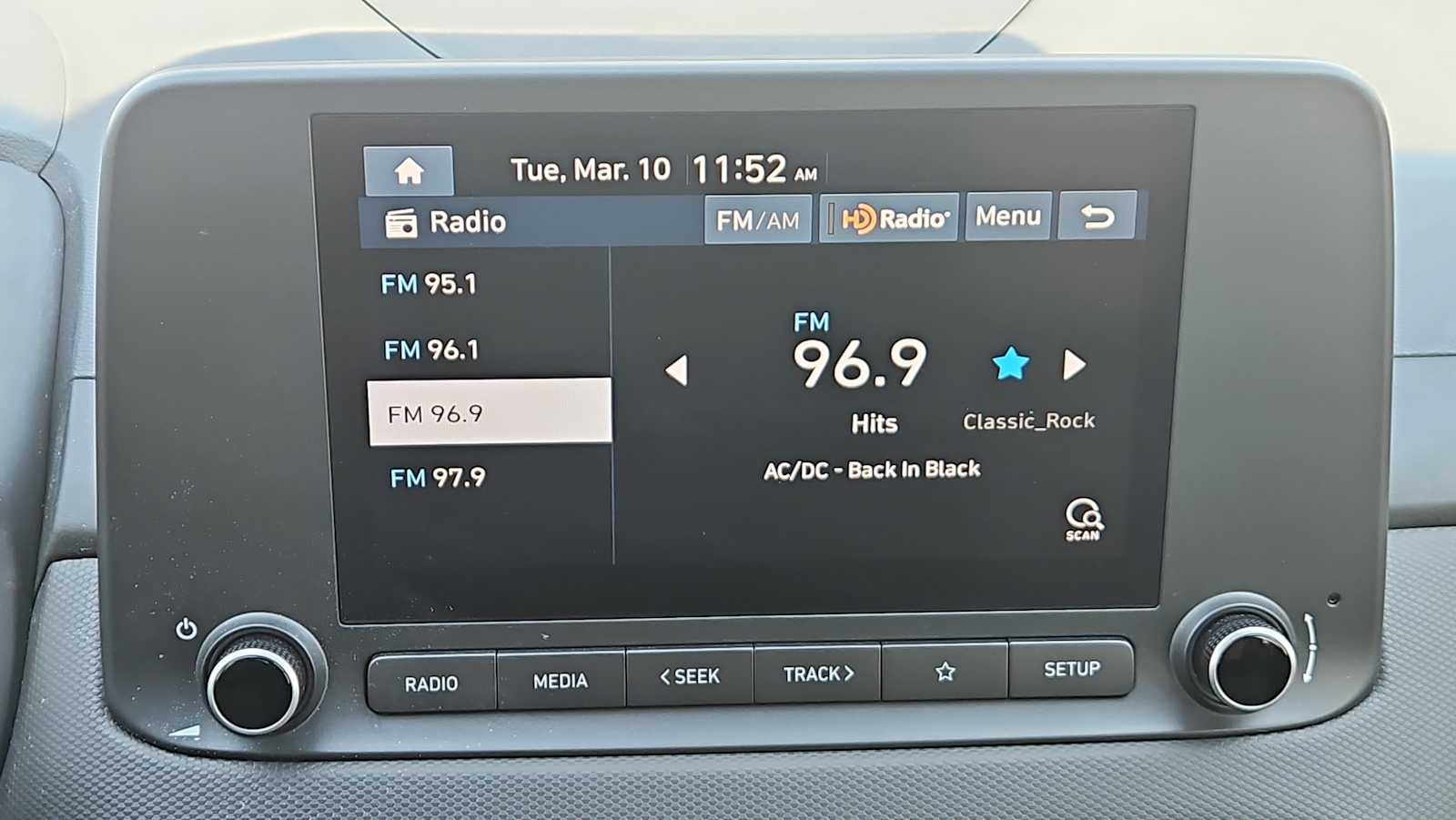 Thumbnail: 2023 Hyundai Kona - 12