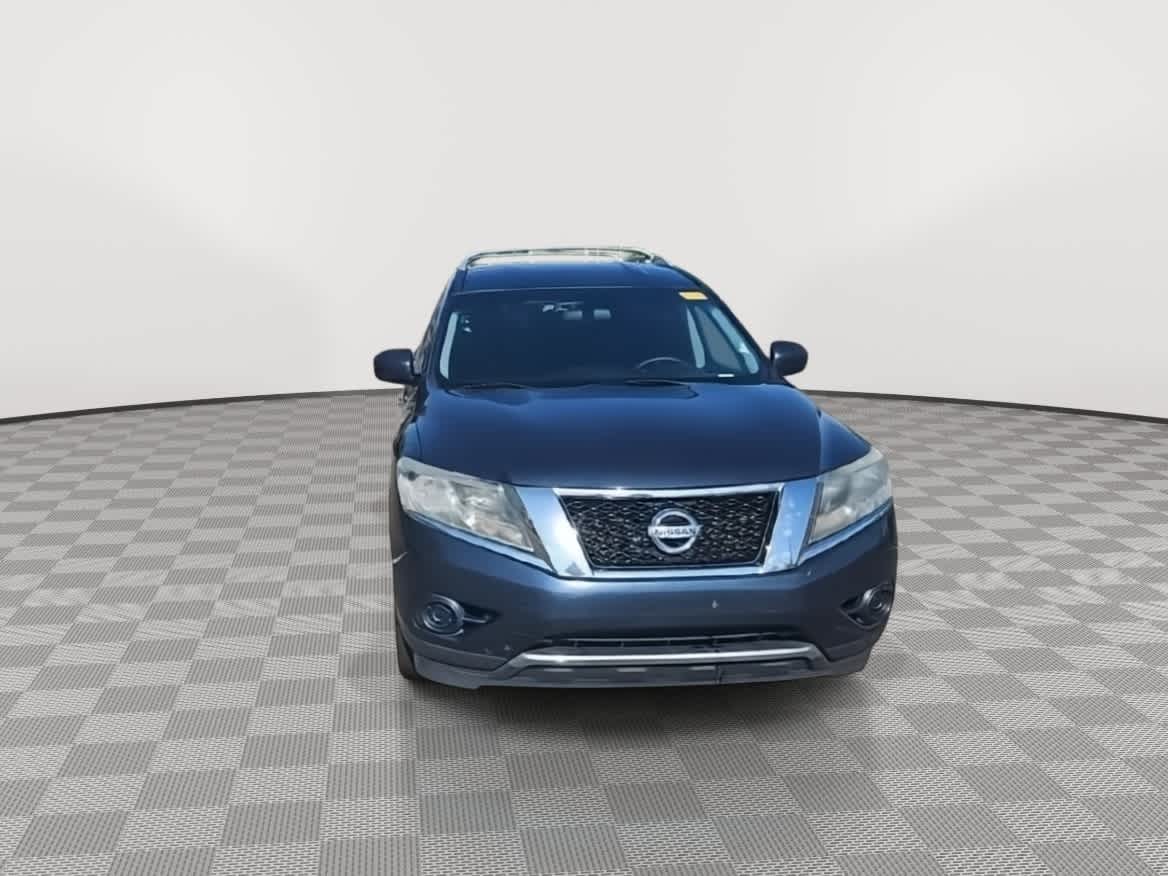Thumbnail: 2015 Nissan Pathfinder - 3