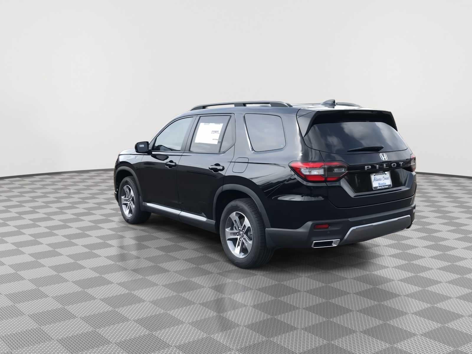 Thumbnail: 2026 Honda Pilot - 6
