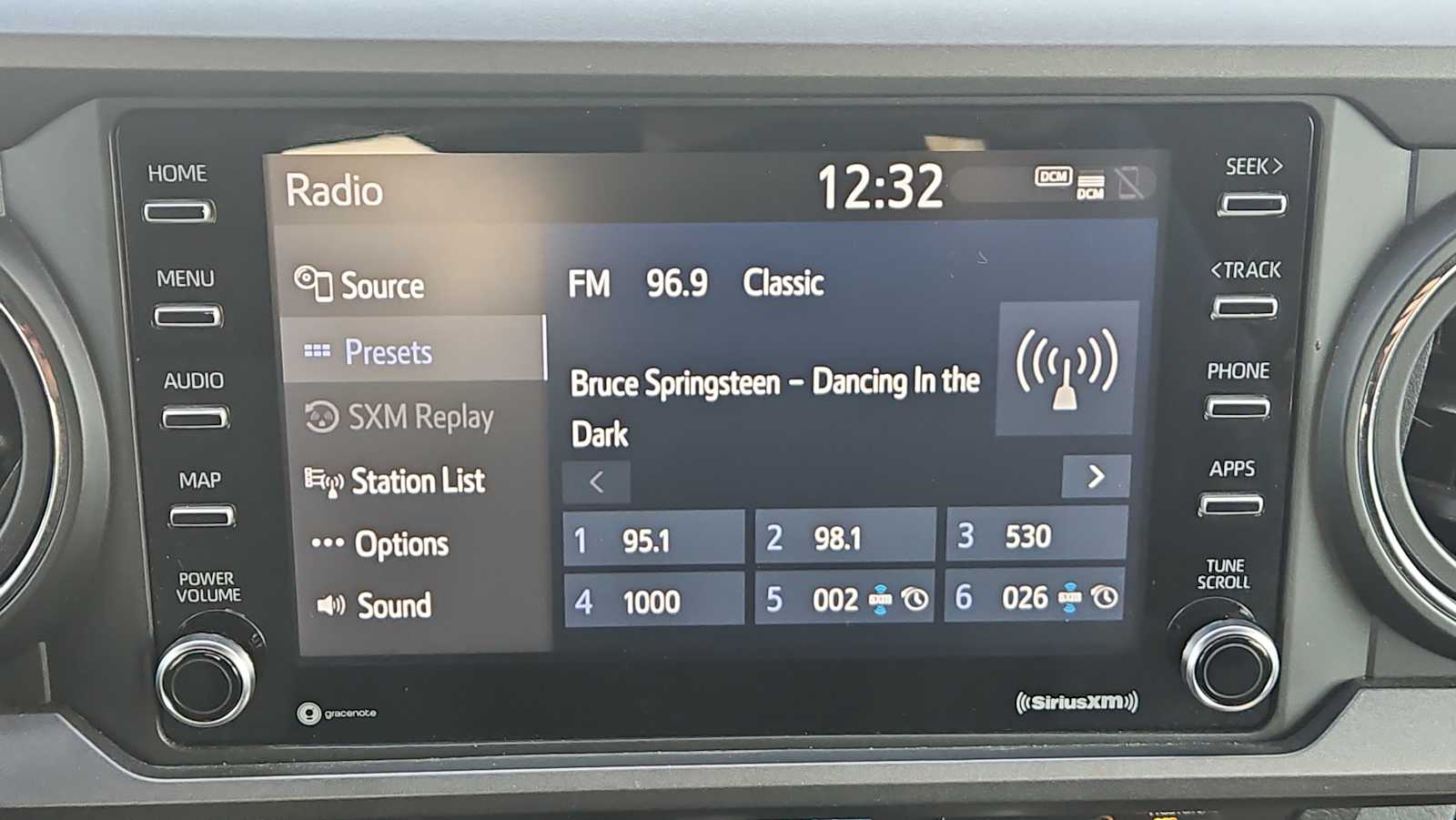 Thumbnail: 2021 Toyota Tacoma - 12