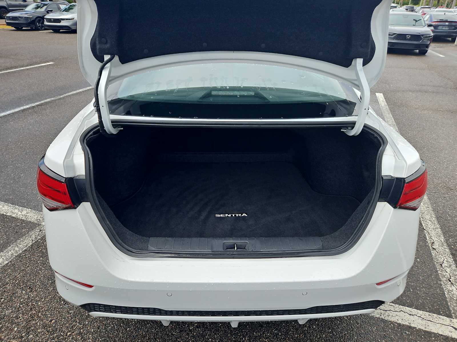 2022 Nissan Sentra SV 21