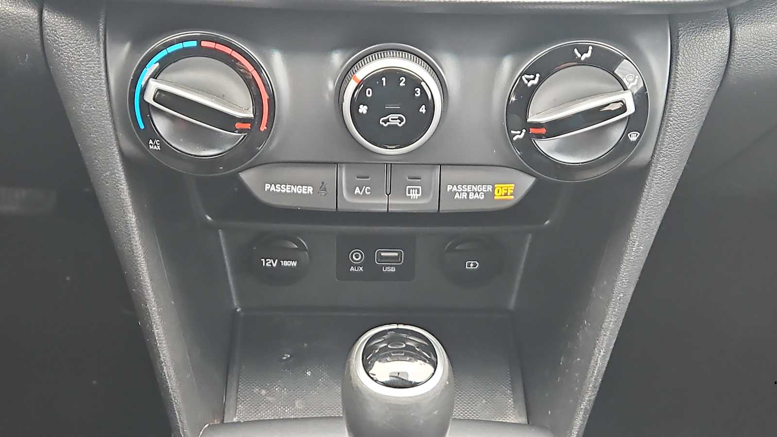 Thumbnail: 2018 Hyundai Kona - 16