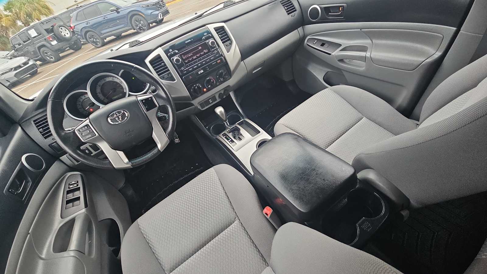 Thumbnail: 2012 Toyota Tacoma - 22