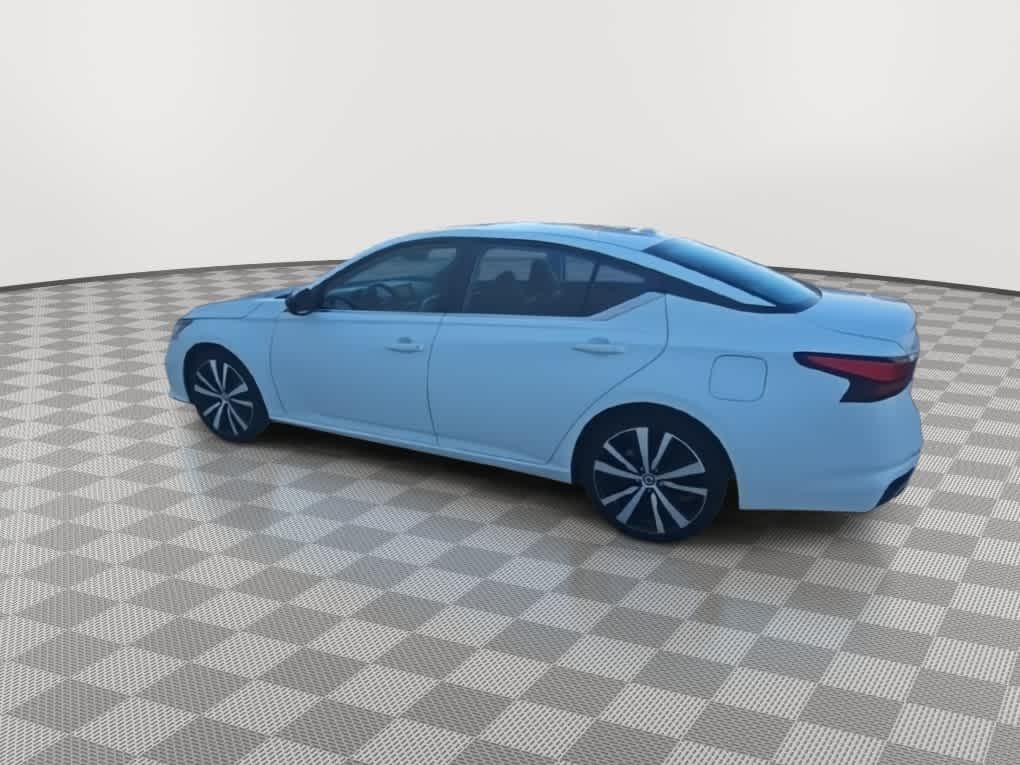 Thumbnail: 2022 Nissan Altima - 6