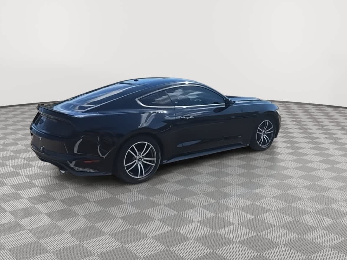 2015 Ford Mustang  9
